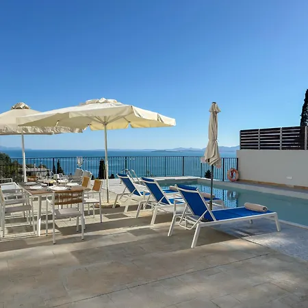Zeus With Private Pool And Sea View Apartament