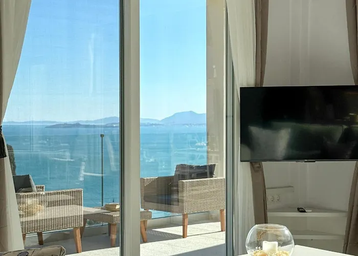 Zeus With Private Pool And Sea View