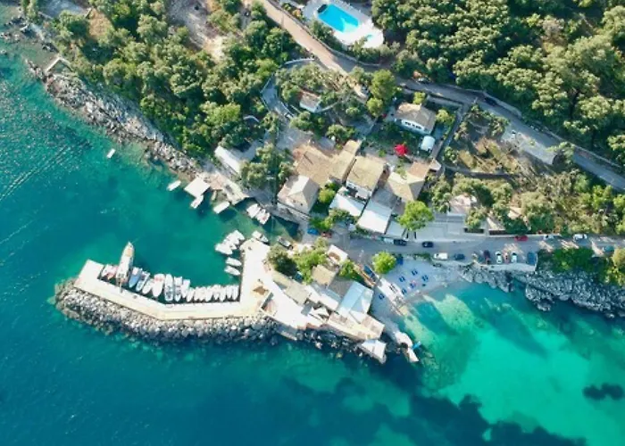 Zeus With Private Pool And Sea View 公寓 *
