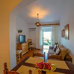 Apartment Zeus With Private Pool And Sea View *