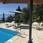 Zeus With Private Pool And Sea View Apartment *