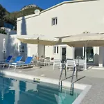 Zeus With Private Pool And Sea View Apartment *