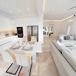 Zeus With Private Pool And Sea View Apartment Nisaki (Corfu)