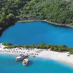 Apartment Zeus With Private Pool And Sea View