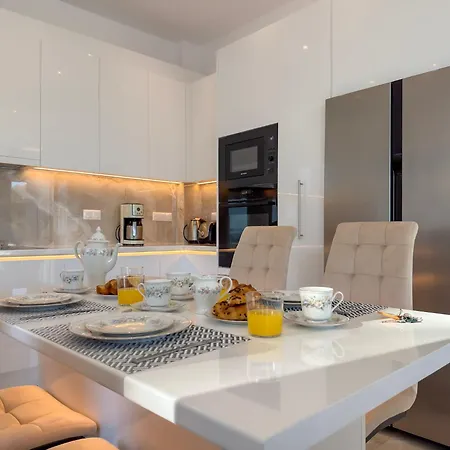 Zeus With Private Pool And Sea View ניסקי