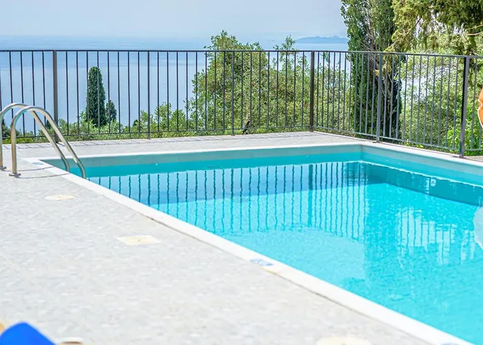 Zeus With Private Pool And Sea View Apartment *
