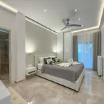 Zeus With Private Pool And Sea View Апартаменты *