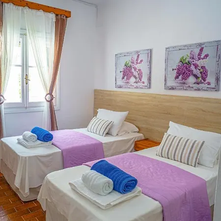 Daire Zeus With Private Pool And Sea View