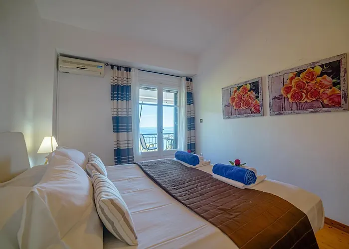 Zeus With Private Pool And Sea View *