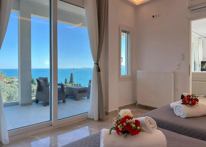 Zeus With Private Pool And Sea View *